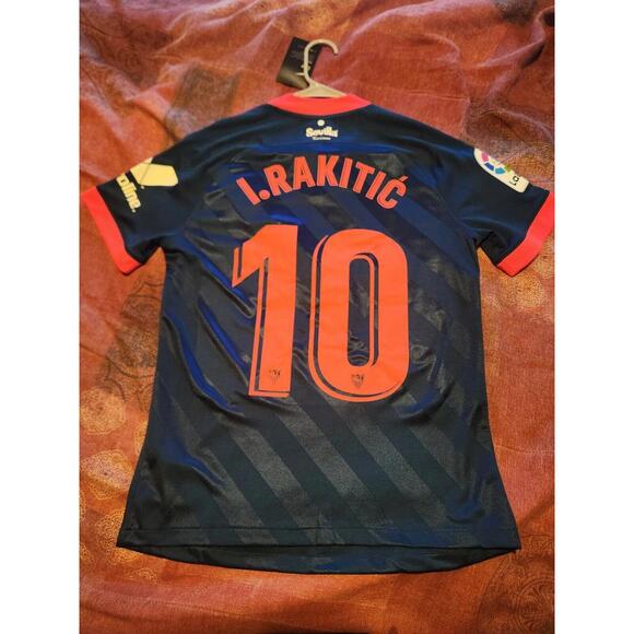 BNWT Sevilla FC 2020/2021 Third Spain Player Issue Rakitic Soccer Jersey Size M